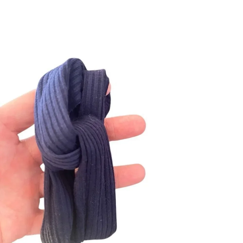 Lot of 6 hair bands various colors